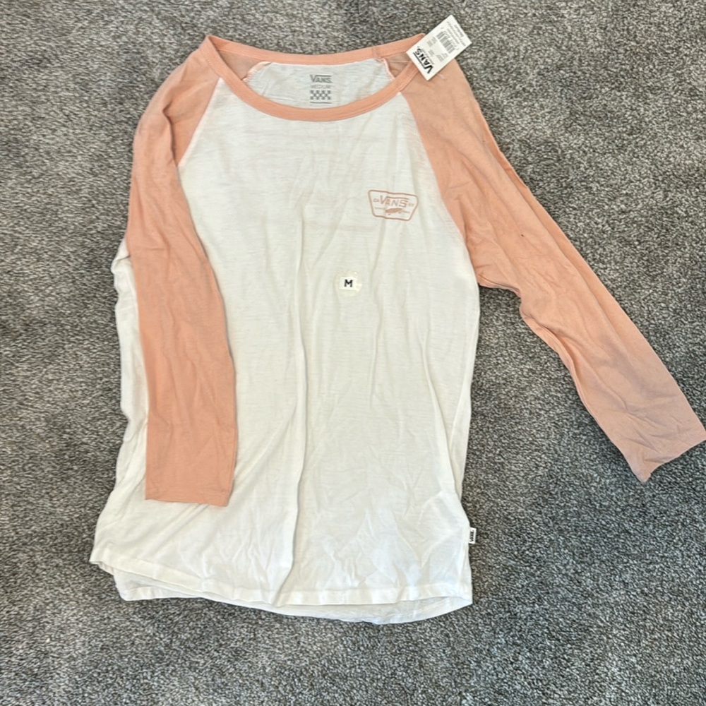 Vans size medium nwt shirt pink/white